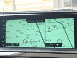 ●純正ナビ:一体感のあるナビは、高級感ある車内を演出してくれます。Bluetooth再生などオーディオ機能も充実しておりますので、運転もより楽しめます♪