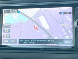 ●VW純正ナビ:一体感のあるナビは、高級感ある車内を演出してくれます。オーディオ機能も充実しておりますので、運転もより楽しめます♪