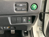 【VSA】車の横滑りを制御し、『走る・曲がる・止まる』の全領域で車の安全性を確保するシステムです!その他、安全装備もバッチリです!