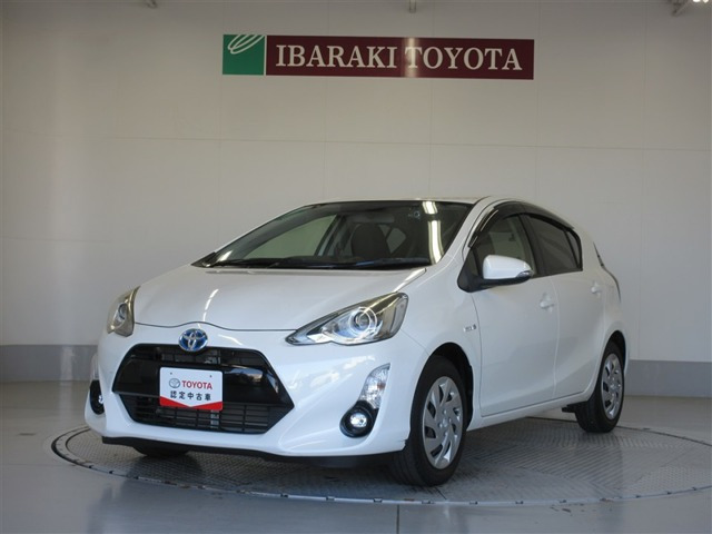 トヨタ アクア 
