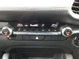エアコンはフルオートエアコンです☆快適な空間で運転していただけます☆