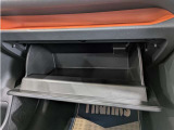 グローブボックスの収納もバッチリ