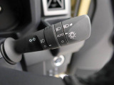 当社は購入後のアフターケアを大切にしております。納車後、1ヶ月無料点検、半年ごとにあんしん点検、12ヶ月法定点検の誘致をします。また車検までの点検をセットにした『ワンダフルパスポート』を販売中です。