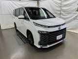 広々とした車内空間に優れた燃費性能。更にデザインも上質で人気のお車です!