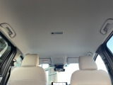キレイな車内でドライブがより一層快適にお楽しみいただけると思います