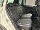ナンバー付きの車両は公道試乗可能です(登録済未使用車など一部除く)。また、取り回しの確認など、広い場内でご試乗も可能です。お気軽に申し付けください。