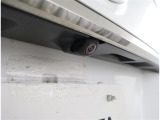 バックカメラが付いているので後方確認が非常にしやすいです。今や運転初心者も熟練者も必須装備!ついていて損はないですね♪