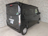 オプションになりますが、ボディーコーティングもご用意しております。新車の輝きに近づき、洗車などのお手入れも楽になりますよ。