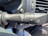 【オートライト】は、付け忘れや消し忘れを防ぐことができます。高速道路などのトンネルなどにも役立ちます♪