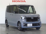 ◆両側電動スライドドア◆狭い駐車場でも乗り降りが楽々♪お子様が隣の車にドアを当ててしまう心配もございません!小さなお子様連れの方もこれで安心。