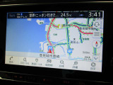 初めての場所はもちろん、長距離ドライブにも、あるとやっぱり便利なナビ!充電スポットも探せます。アラウンドビューモニターで駐車も楽々!TVやBluetoothで音楽もお楽しみください。