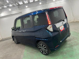 荷室は広々で、両側スライドドアだから積み下ろしもスムーズです