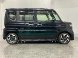 後席両側電動スライドドア☆開け閉めの際に隣の車や壁にぶつける心配もありません。