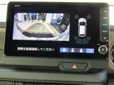 バックをするとき自動でリアの様子が映る『リアカメラ』付き!ナビ画面で確認しながらバックができますから安心ですね。でも、目視も大切ですよ!安全第一でお願いします!