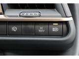 ■AC100V電源■ 車の中で、コンセントが使えます。便利ですね。