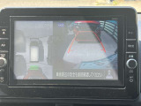 アラウンドビューモニター(全方位カメラ)付きなので、狭い道も車庫入れも丸見えで安心!ソナーで障害物を警告するのでバックが苦手な方も、得意な方も安全度UP!