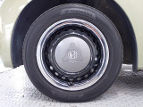 アルミホイールは安心のホンダ純正!車のデザインにもマッチしています。