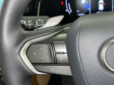ステアリングスイッチ装備!運転しながら手元でオーディオの操作などができます。