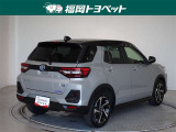 色はきれいなスムースグレーマイカメタリックとブラックのツートンです。