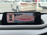 バックカメラで車庫入れをサポートします♪