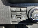 ★ウェルカムオープン機能★降車時にスイッチで予約をしておけば乗車時にスマートキーをもってクルマに近づくだけでスライドドアが自動でオープン!