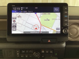 ナビゲーションはフルセグTV、インターナビ対応のGathers純正メモリーナビを搭載しています。Bluetoothオーディオ機能がありますので、スマートフォンなどの音楽も再生できます。