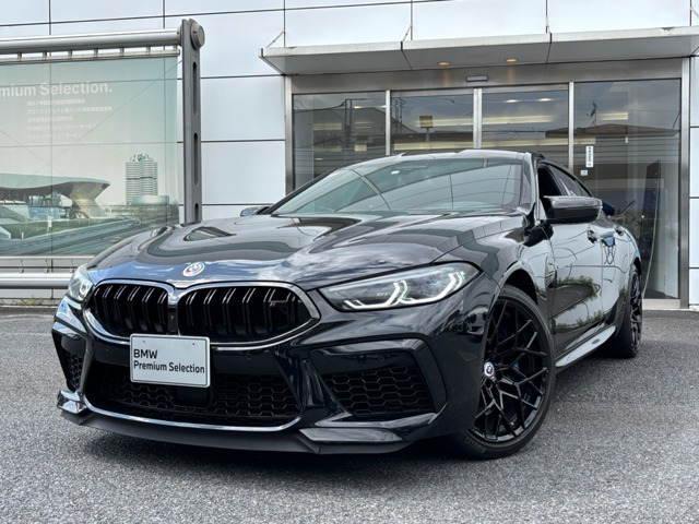 BMW M8グランクーペ 