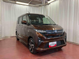 スライドドアなので、狭い場所でも荷物を持っていても、スムーズな乗り降りができます。