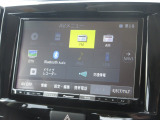 ナビゲーションは8インメモリーナビを装着しております。AM、FM、CD、DVD再生、Bluetooth、音楽録音再生、フルセグTVがご使用いただけます。初めて訪れた場所でも安心ですね!