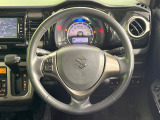 【純正革巻きステアリング】上質な革を使用することで、手にしっかり馴染みとても運転しやすいハンドルです♪