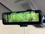 【デジタルルームミラー】後席の大きな荷物や同乗者で後方が確認しづらい時でも安心!カメラが撮影した車両後方の映像をルームミラー内に表示。クリアな視界で状況の確認が可能です!