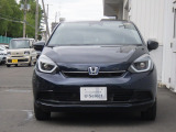 こちらの車両は、弊社で試乗車及び代車として使用しておりました。メンテナンス等もこまめに行ってきた車両ですので、安心してお乗り頂けるかと思います。