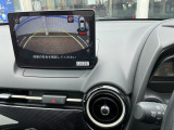 バックカメラで車庫入れをサポートします!