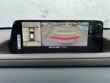 360&deg;ビューモニターを搭載しています。コーナーセンサーと合せてお使いいただくことで、安全、安心にお車の取り回しを行っていただけます