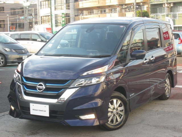 セレナ 1.2 e-POWER ハイウェイスターV セカンドスライドアップシート 