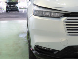 LEDヘッドライトは、点灯の瞬間から光量を発揮し、突然暗くなるトンネルなどでの安定感を高めます。
