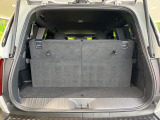 普段のお買い物や通勤、送迎等に十分な荷室スペースを確保しております。セカンドシートを倒すと、大きな荷物の積載も可能です♪