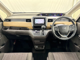 いつでも気持ちよく運転できて、使い勝手のいい収納や体をケアするシート、細部にまでこだわったインテリア♪