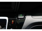 ECONボタンで低燃費モードに☆☆☆ECONスイッチを上手に使ってエコドライブ♪♪環境にもお財布にも優しい装備です☆☆☆