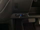 ビルトインタイプの【ETC】で見た目もスッキリ。高速道路の利用にとても便利です。