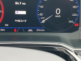新車拠点のデモカー(試乗車)で使用していた車両です。弊社整備工場にて点検整備を行ったうえで新車保証を継承いたしますのでご安心ください。