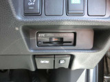 ETCで高速・有料道路の料金所をキャッシュレス。スムーズなドライブをサポート。