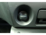 【アクセサリーソケット】12Vのカー用品等の電源供給が可能です。