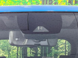 【トヨタセーフティセンス】走行中に前方の車両等を認識し、衝突しそうな時は警報とブレーキで衝突回避と被害軽減をアシスト。より安全にドライブをお楽しみいただけます。