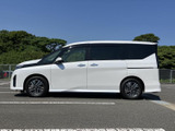 セレナ 1.4 e-POWER ハイウェイスターV 