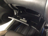 【グローブボックス】収納スペースが沢山あるので車内が散らからずに助かります。ちょっとした物を入れるのにいいですね♪