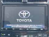 【純正ナビ】人気の純正ナビを装備しております。ナビの使いやすさはもちろん、オーディオ機能も充実!キャンプや旅行はもちろん、通勤や買い物など普段のドライブも楽しくなるはず♪