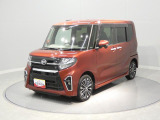 【4WDの安心感】優れた走行安定性を持つ4WD仕様。滑りやすい路面でもしっかりと進むことができ、季節を問わずいつでも安心感のある心地よいドライブをお楽しみいただけます。