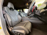 BMW Premium Selection 調布/〒182-0015東京都調布市八雲台2-14-1/TEL.042-426-1166/営業時間:10:00-18:00