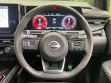 【ステアリングスイッチ】運転中、前方から目線をそらすことなく、オーディオ等の操作が可能な便利機能!安心&快適なドライブを演出してくれます♪